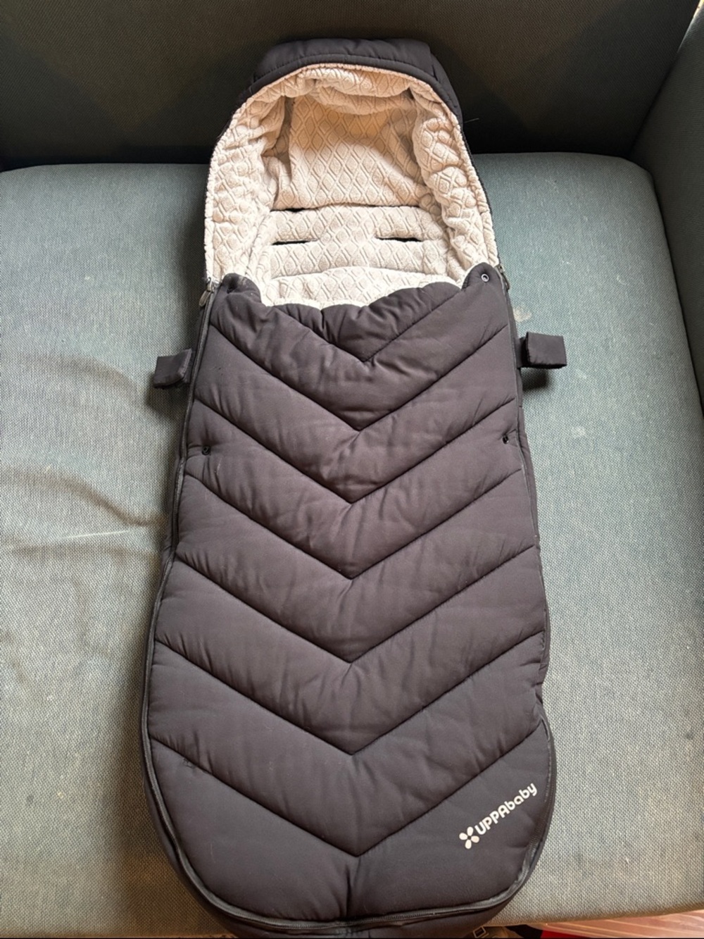 UPPAbaby CozyGanoosh Black Quilted Infant Footmuff